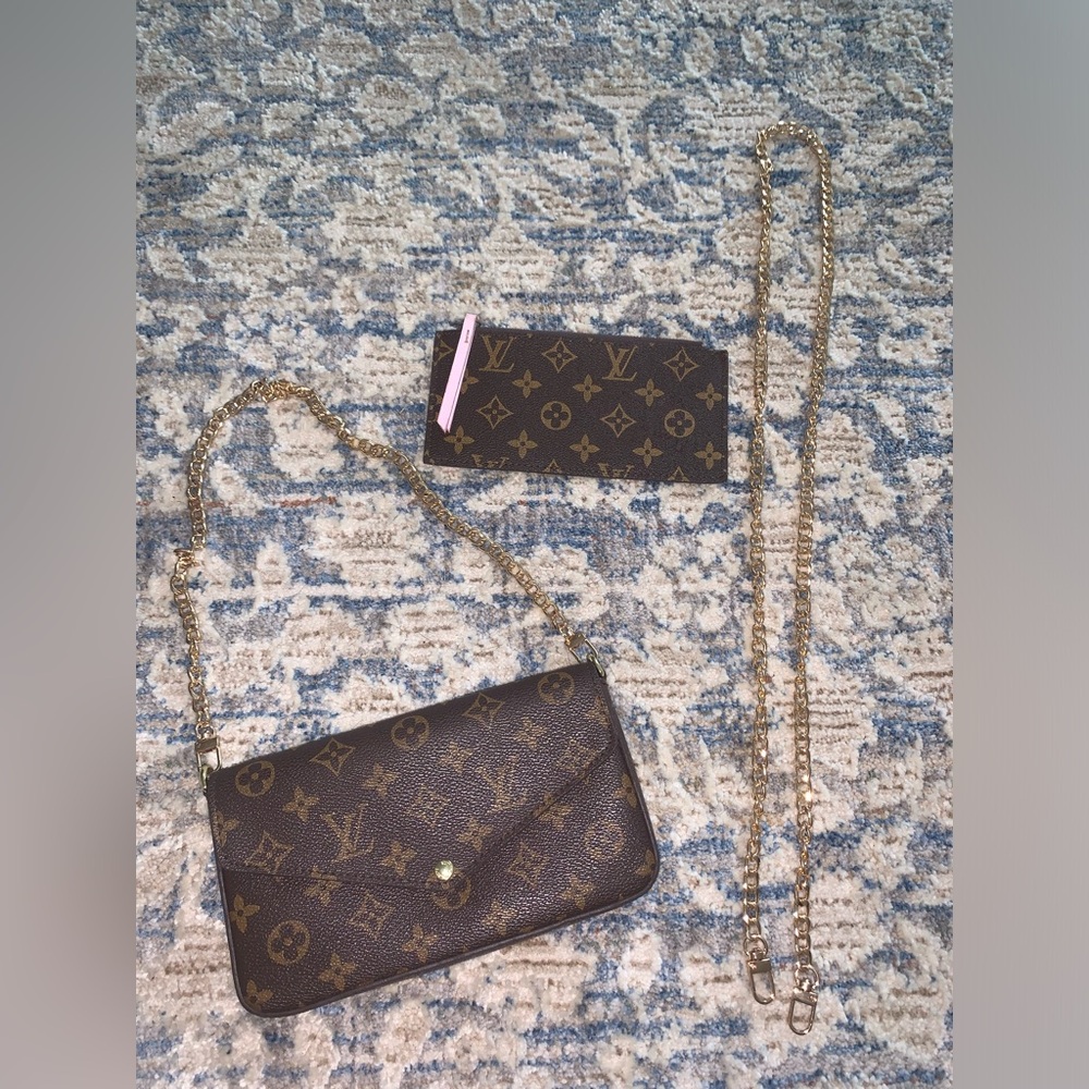 Brown fashion purse